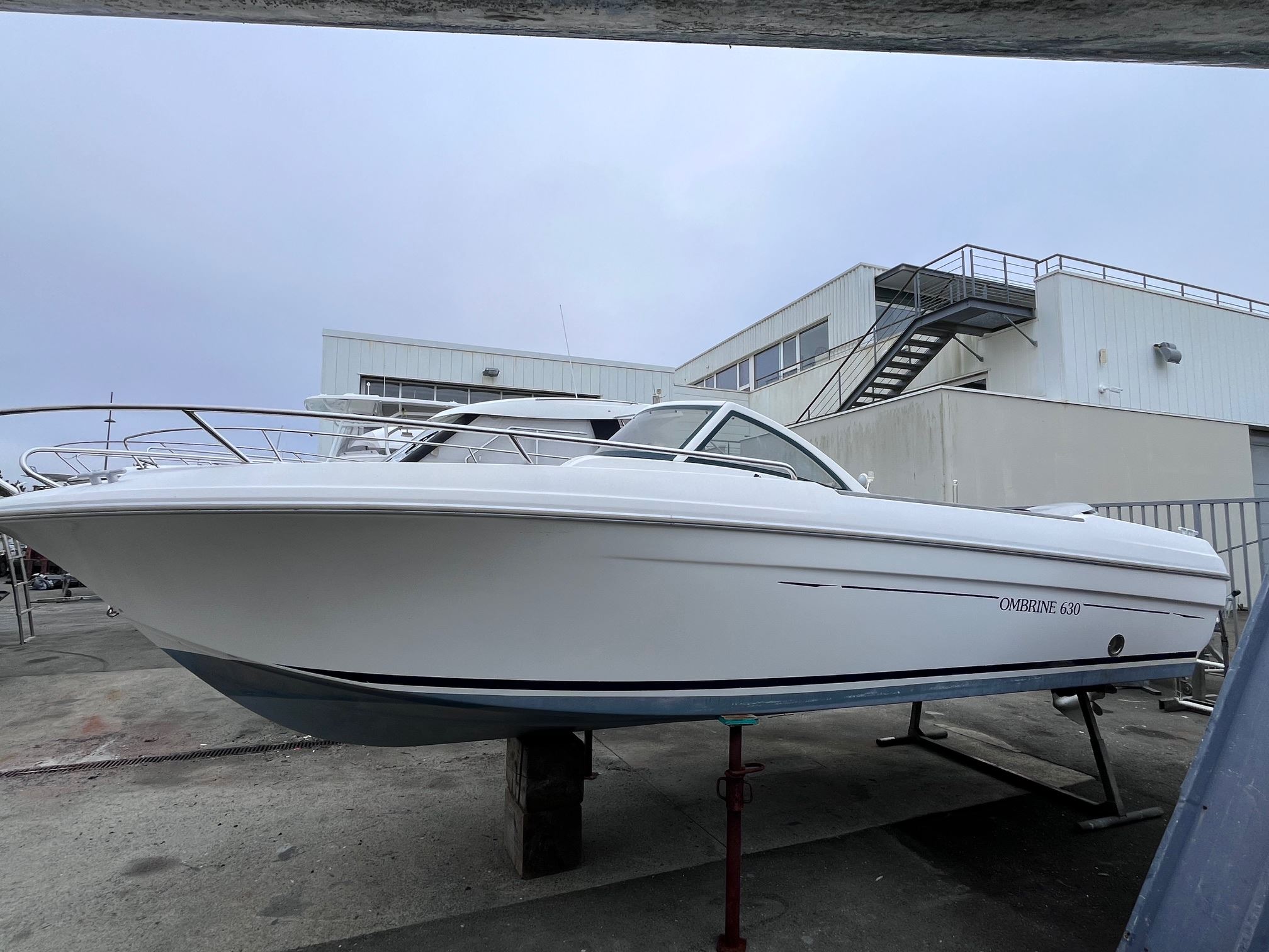 slider 6 Beneteau Ombrine 630